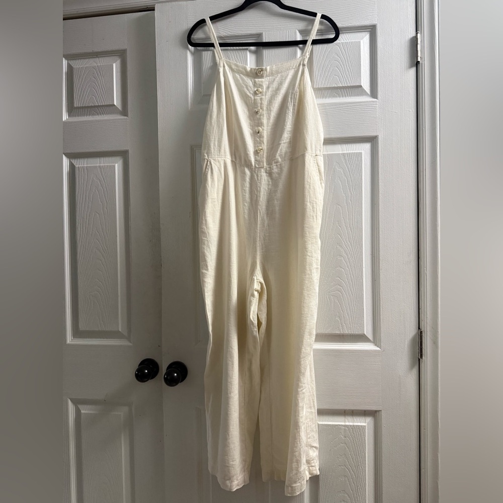 Old Navy Linen Blend Cropped Jumpsuit Size Medium